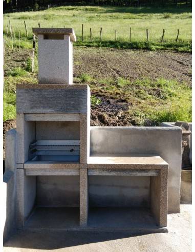 Mesa y Barbacoa de Granito