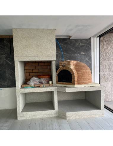 Horno de Leña acabado en Ladrillo Curvo