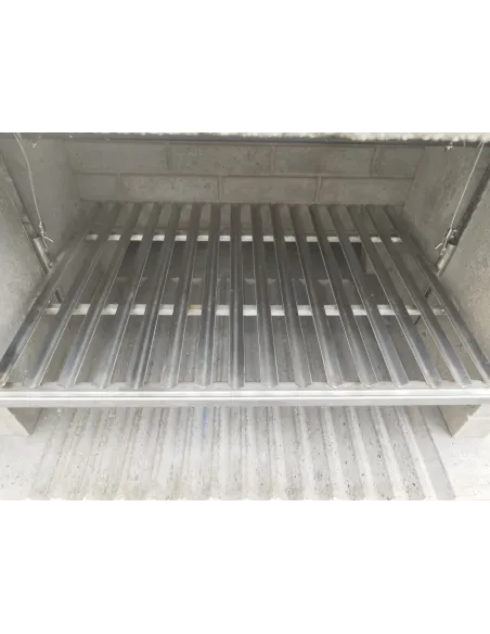 Barbacoa de Hormigón con mesa auxiliar