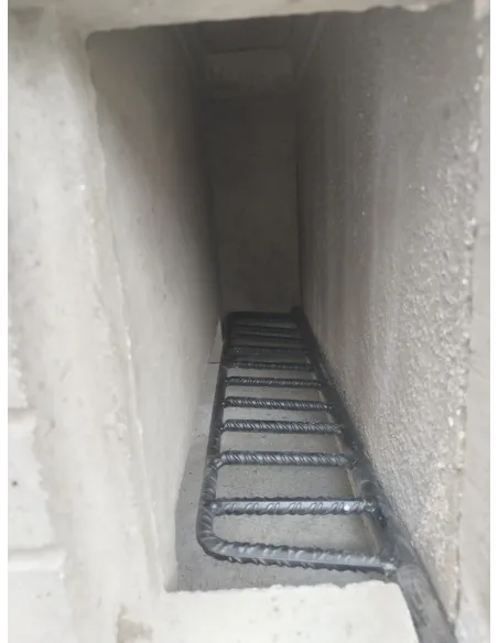 Barbacoa de Hormigón con mesa auxiliar