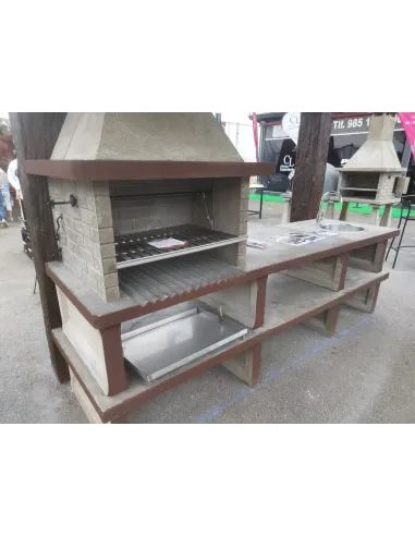 Barbacoa completa con mesa fregadero y baldas