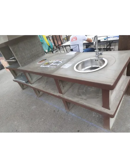 Barbacoa completa con mesa fregadero y baldas