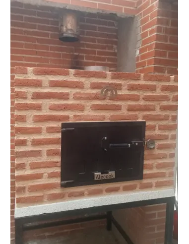 Horno de Leña con Embocadura Frontón y Puerta Rectangular