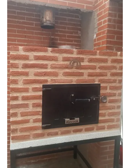 Horno de Leña con Embocadura Frontón y Puerta Rectangular
