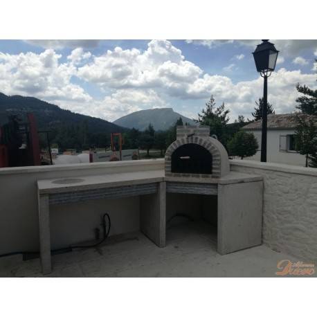 horno y mesa auxiliar de granito