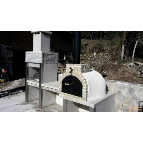 Horno, mesado y barbacoa de granito al frente con puerta y chimenea normalizada